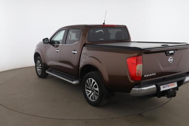 Nissan Navara image 8