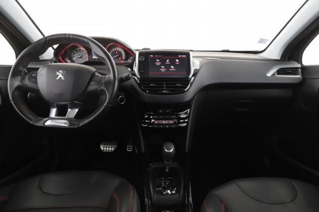 Peugeot 2008 image 5