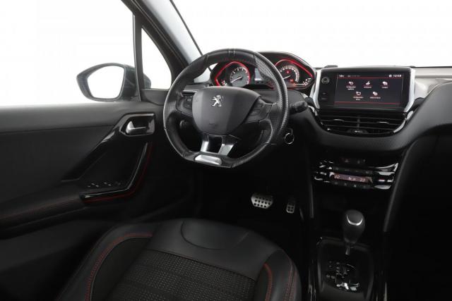 Peugeot 2008 image 3