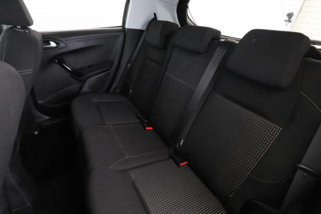 Peugeot 208 image 4