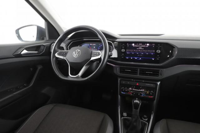 Volkswagen T-Cross image 2