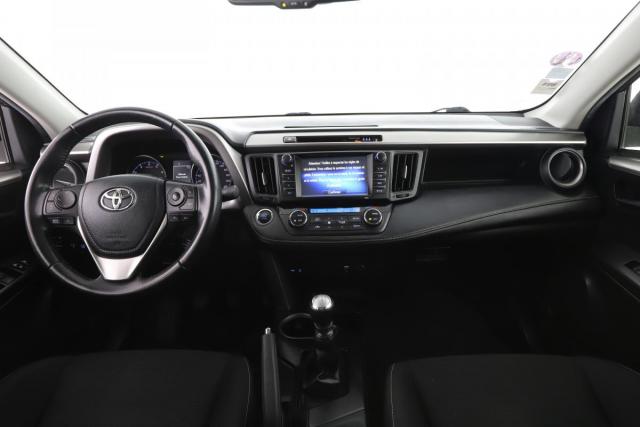 Toyota Rav4 image 2