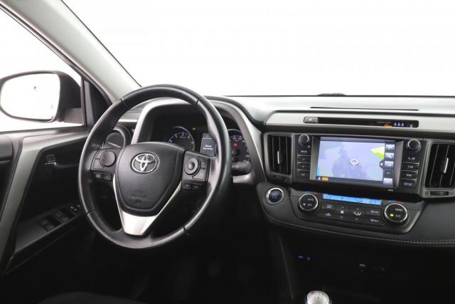 Toyota Rav4 image 9