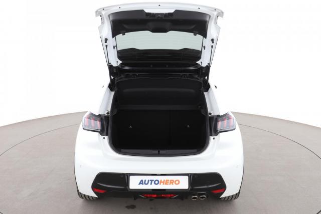 Peugeot 208 image 9