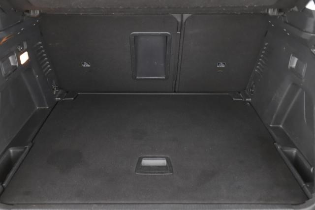 Peugeot 3008 image 1