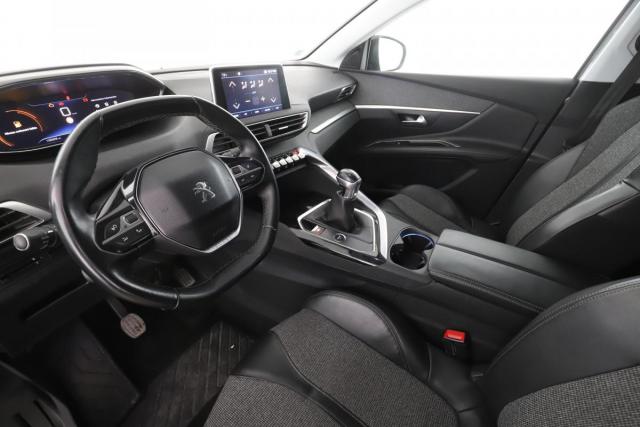 Peugeot 3008 image 2