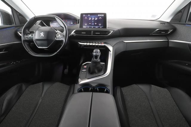 Peugeot 3008 image 8