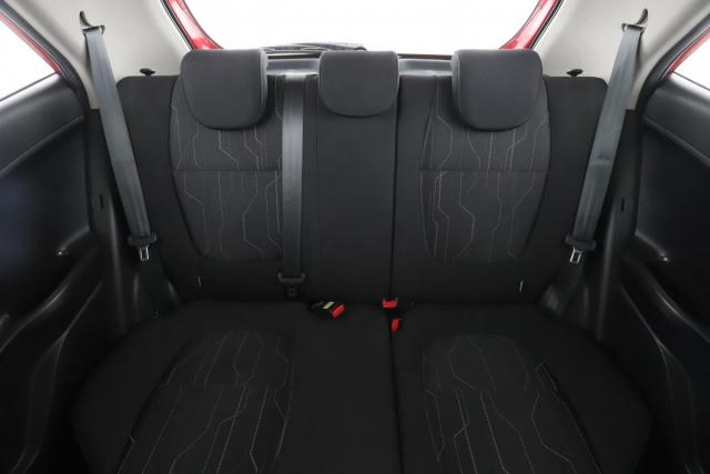 Kia Picanto image 4