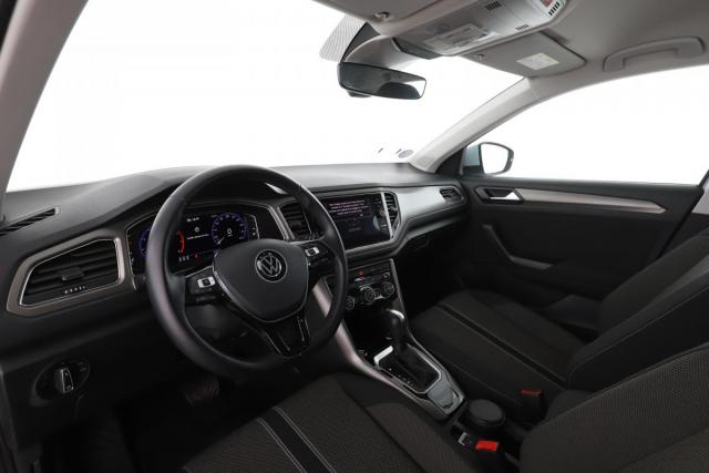 Volkswagen T-Roc image 2