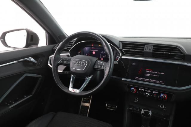 Audi Q3 image 1