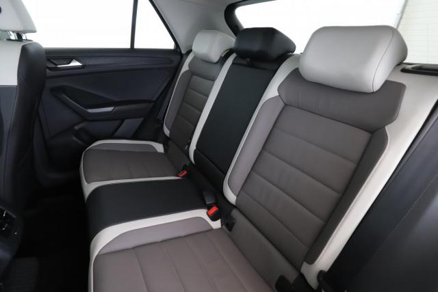 Volkswagen T-Roc image 4