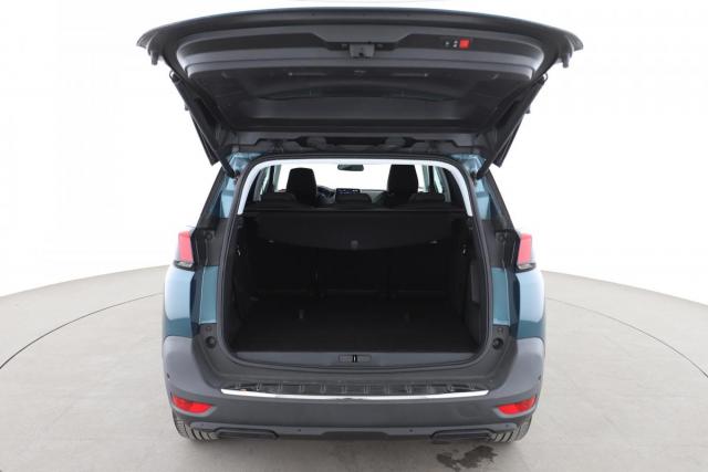 Peugeot 5008 image 3
