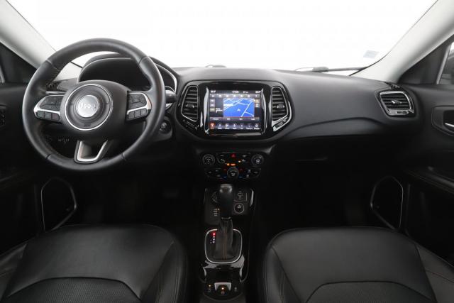 Jeep Compass image 8