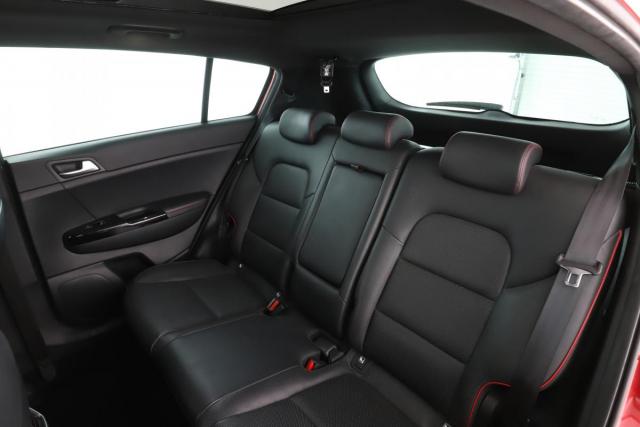 Kia Sportage image 9