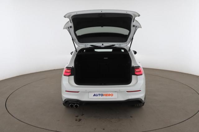 Volkswagen Golf image 4