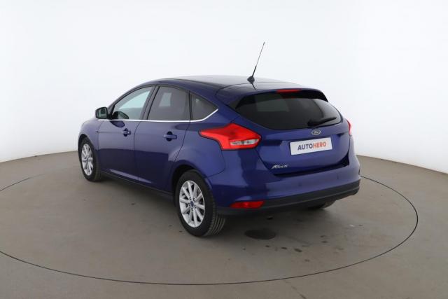 Ford Focus image 9