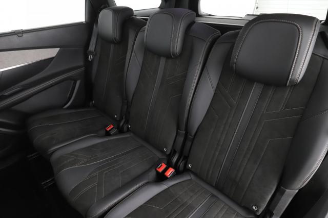Peugeot 3008 image 3