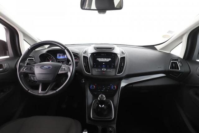 Ford C-Max image 3