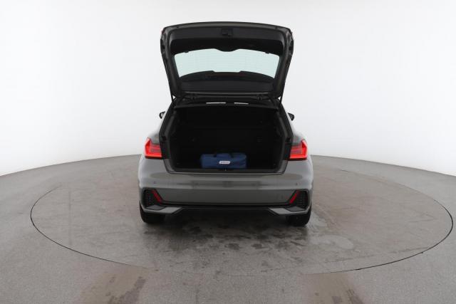 Audi A1 Sportback image 1