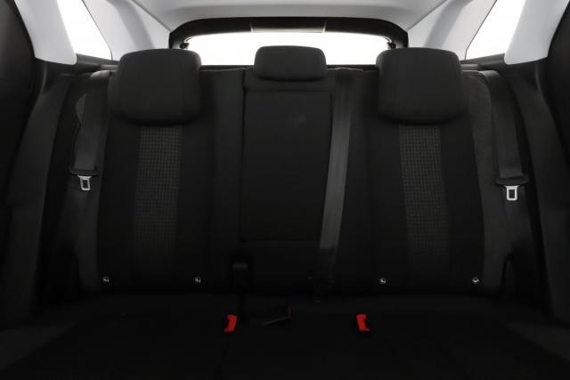 Peugeot 3008 image 3