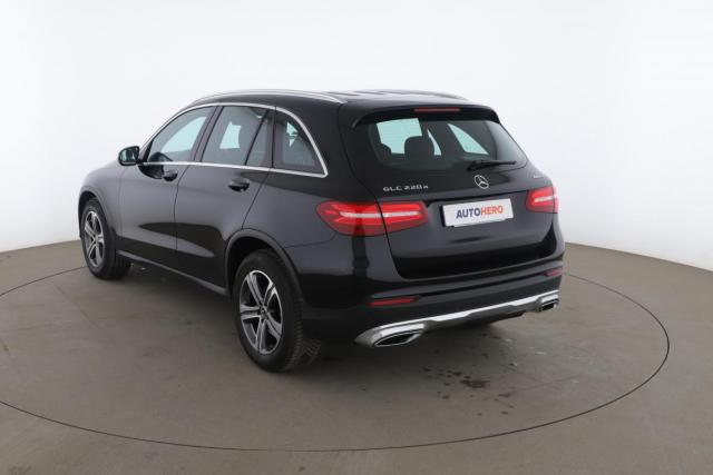 Mercedes Benz Glc image 9