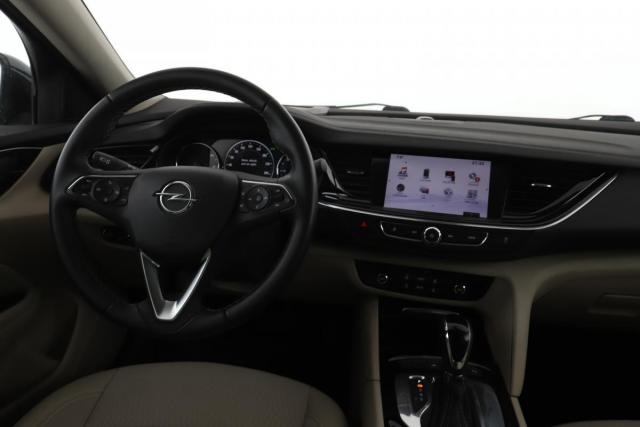 Opel Insignia image 7