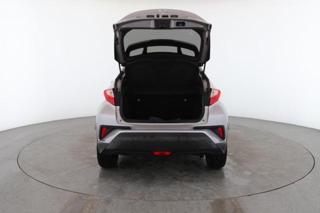 Toyota C-Hr image 8