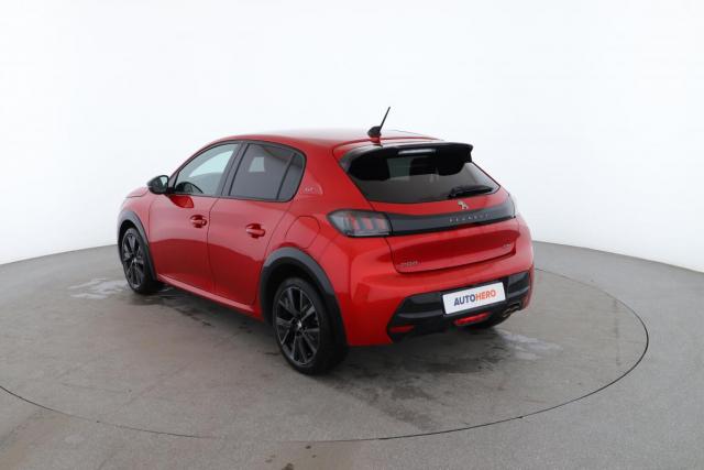 Peugeot 208 image 2