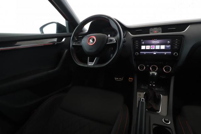 Skoda Octavia image 8