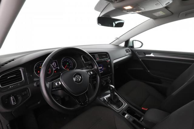 Volkswagen Golf image 7