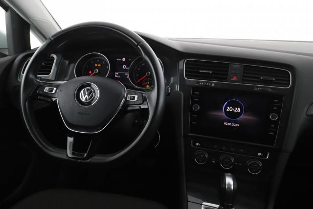 Volkswagen Golf image 1