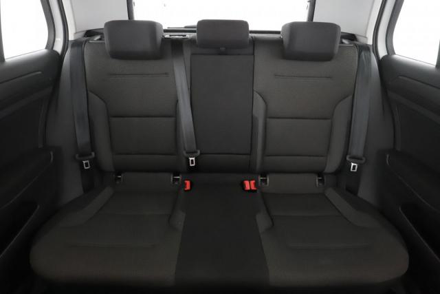 Volkswagen Golf image 3