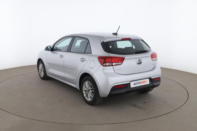 Kia Rio image 9