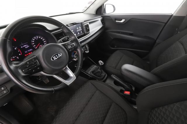 Kia Rio image 7