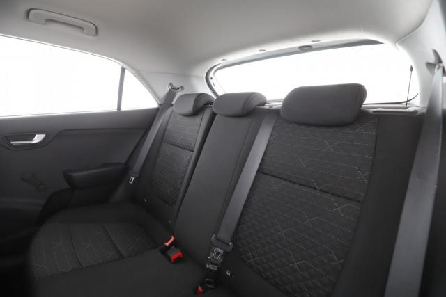 Kia Rio image 5