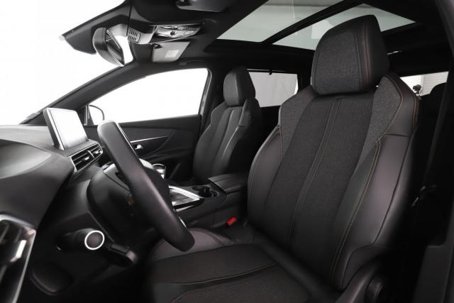 Peugeot 5008 image 9
