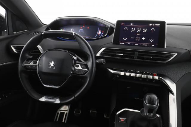Peugeot 5008 image 7