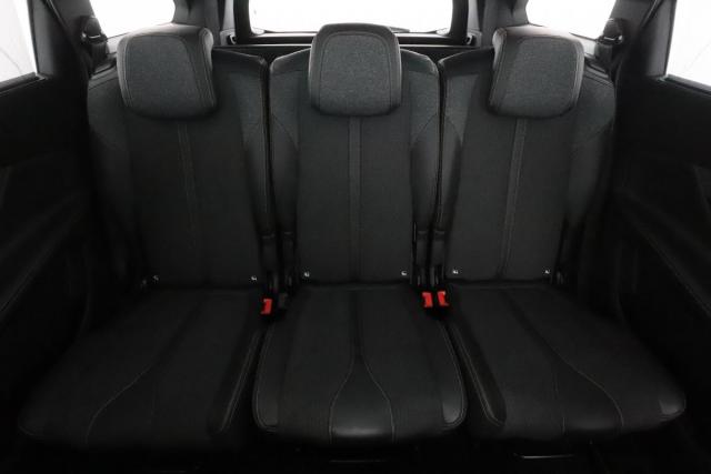 Peugeot 5008 image 8