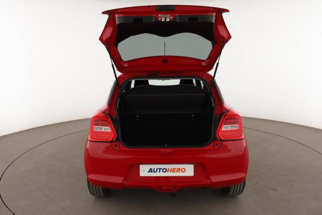 Suzuki Swift image 1