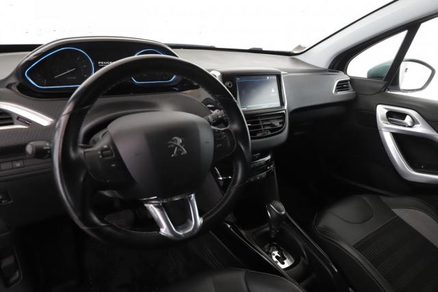 Peugeot 2008 image 4