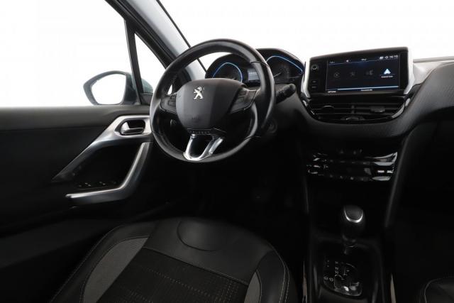 Peugeot 2008 image 5
