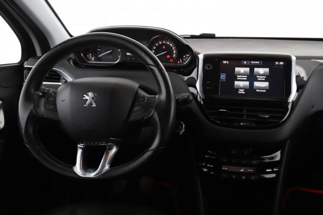 Peugeot 2008 image 9