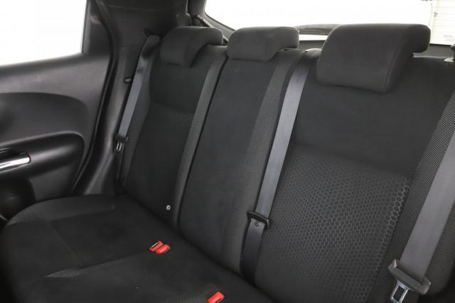 Nissan Juke image 5