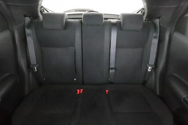 Nissan Juke image 4