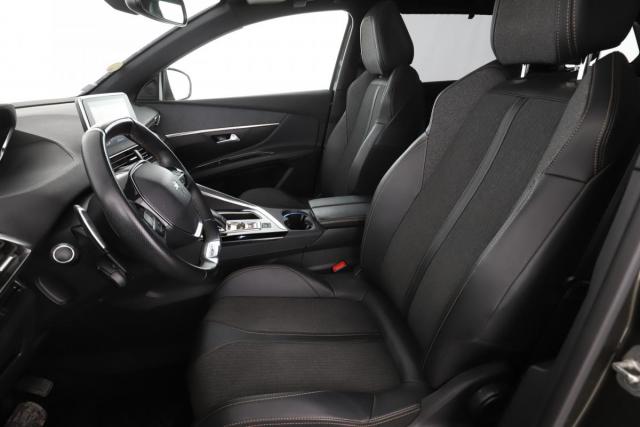 Peugeot 5008 image 6
