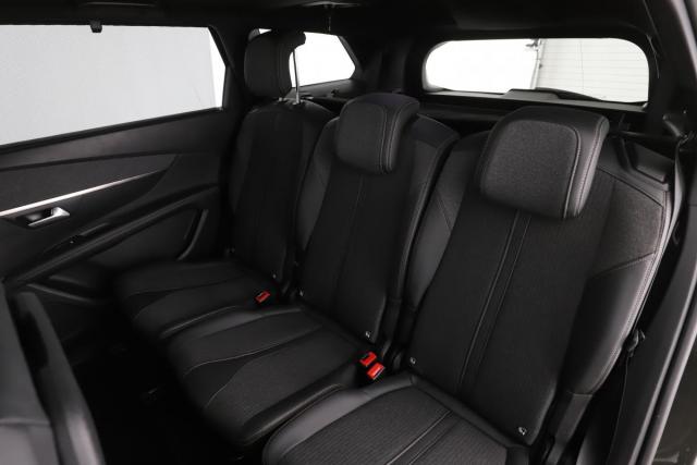 Peugeot 5008 image 7