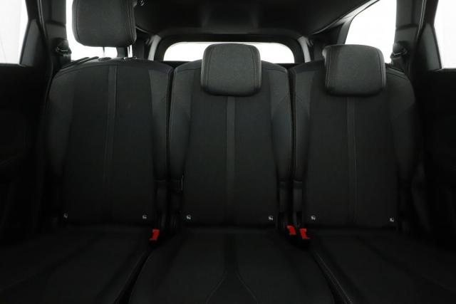 Peugeot 5008 image 8