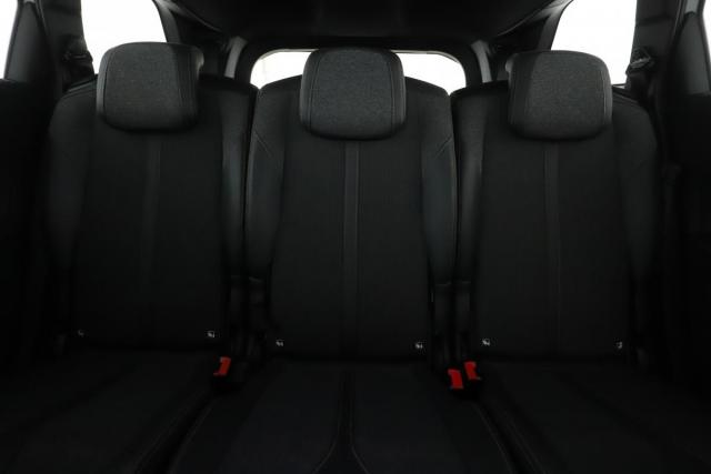 Peugeot 5008 image 4