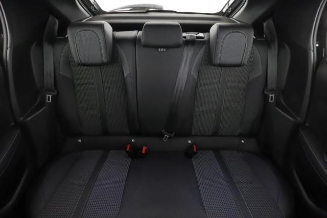 Peugeot 208 image 3