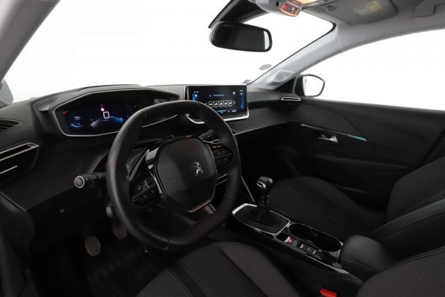 Peugeot 208 image 4